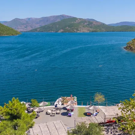 Hotel Bujtina Sarda *