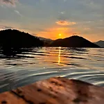 Bujtina Sarda Hotel *