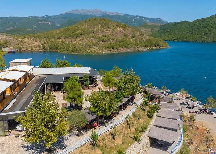 Bujtina Sarda Hotel